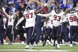 Texans DL Teair Tart and DL Kurt Hinish